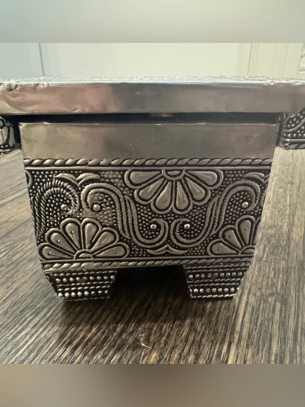Vintage Camel Floral Ornate Metal Handcrafted Jewelry Box